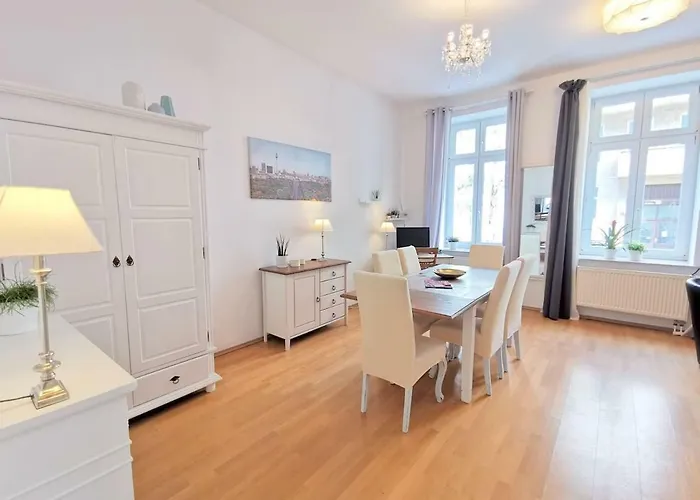 New - Charmante Wohnung In Berlin Mitte-Schlegelstrasse
